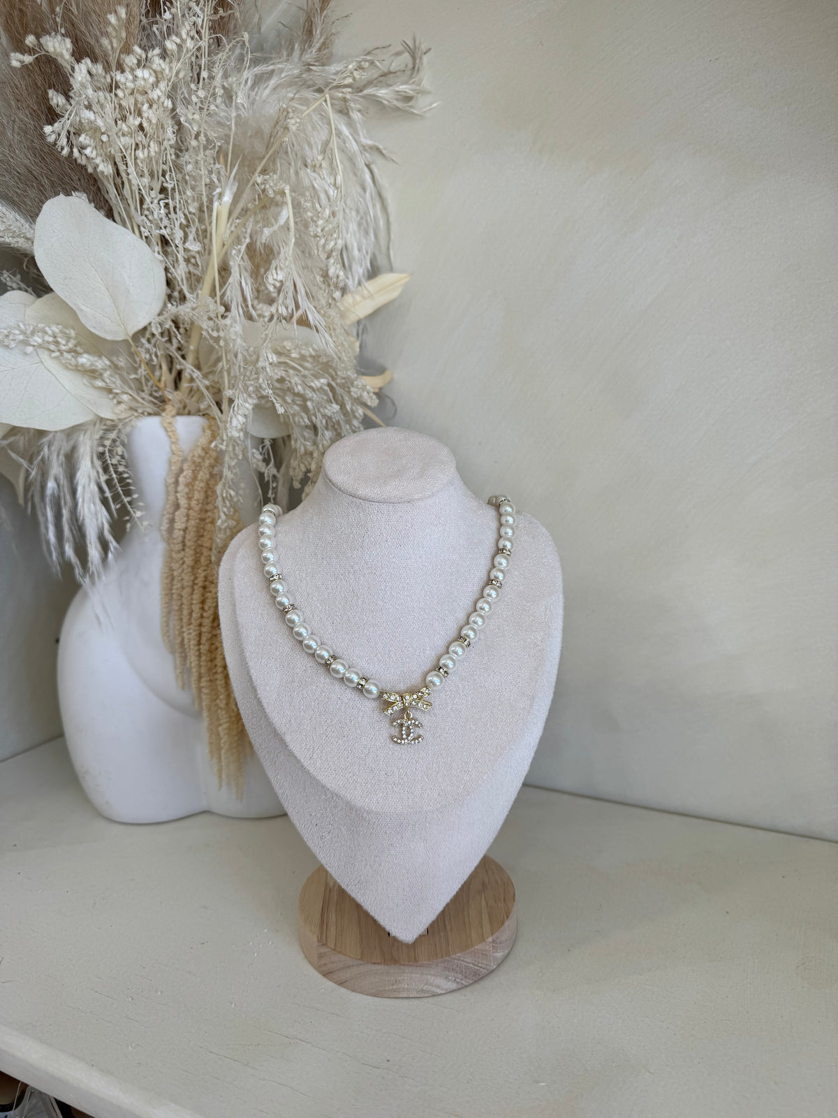 CC COQUETTE PEARL NECKLACE