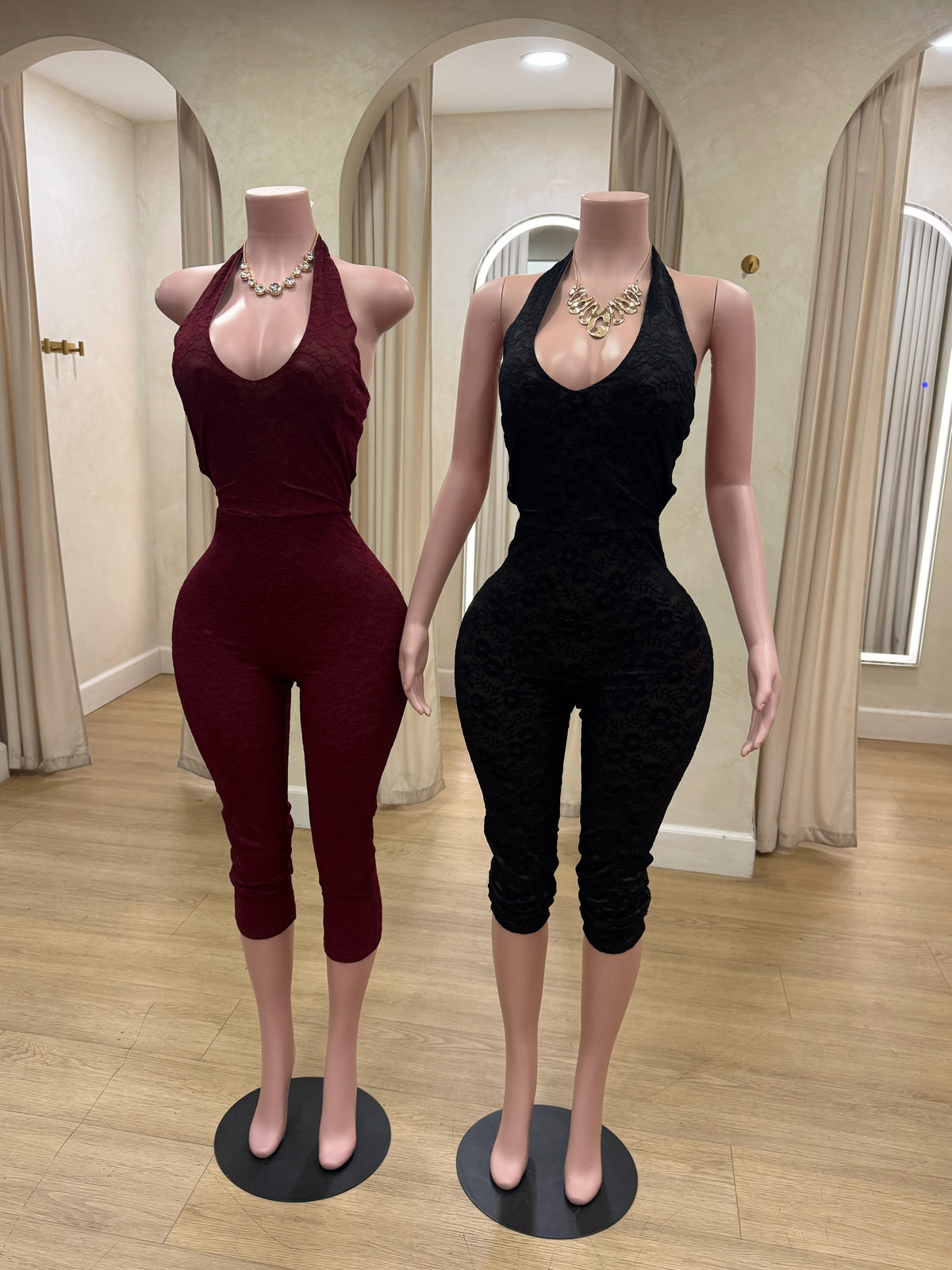 JANELLE LACE CAPRI JUMPSUIT