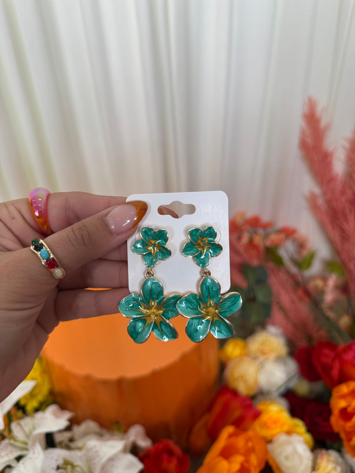 SAGE FLOWER EARRINGS