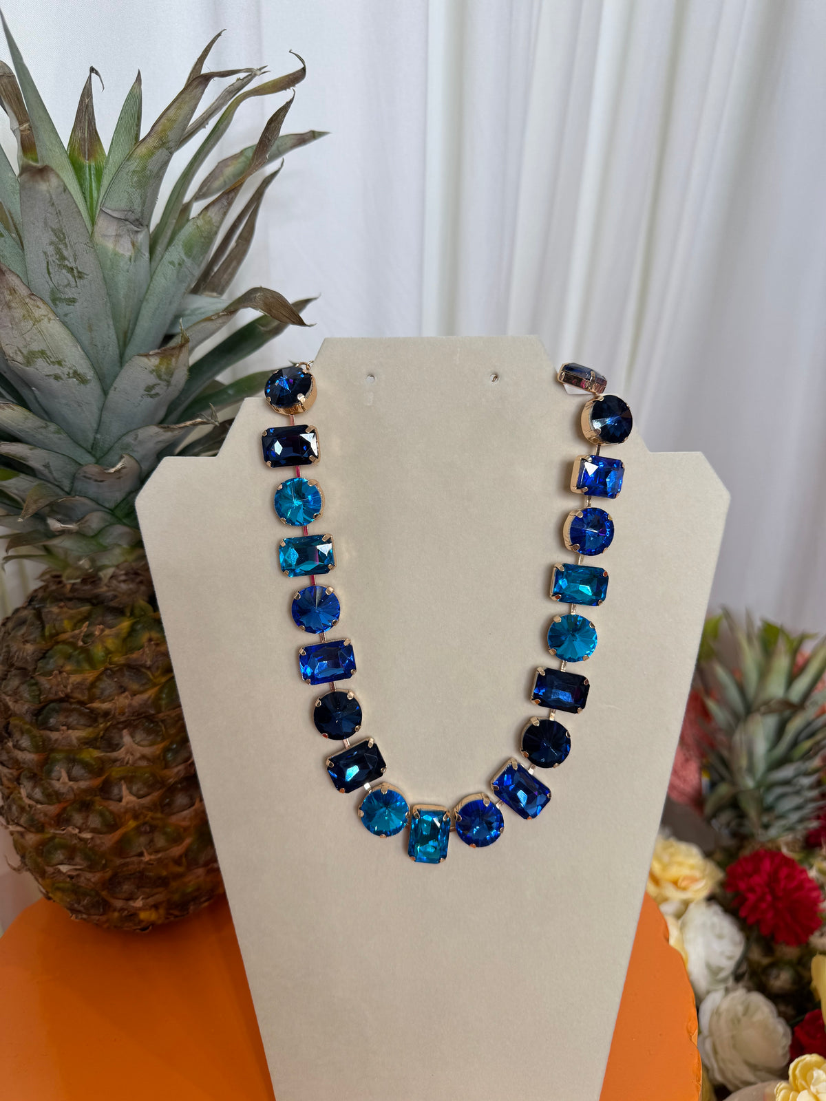 BLUE RHINESTONE NECKLACE