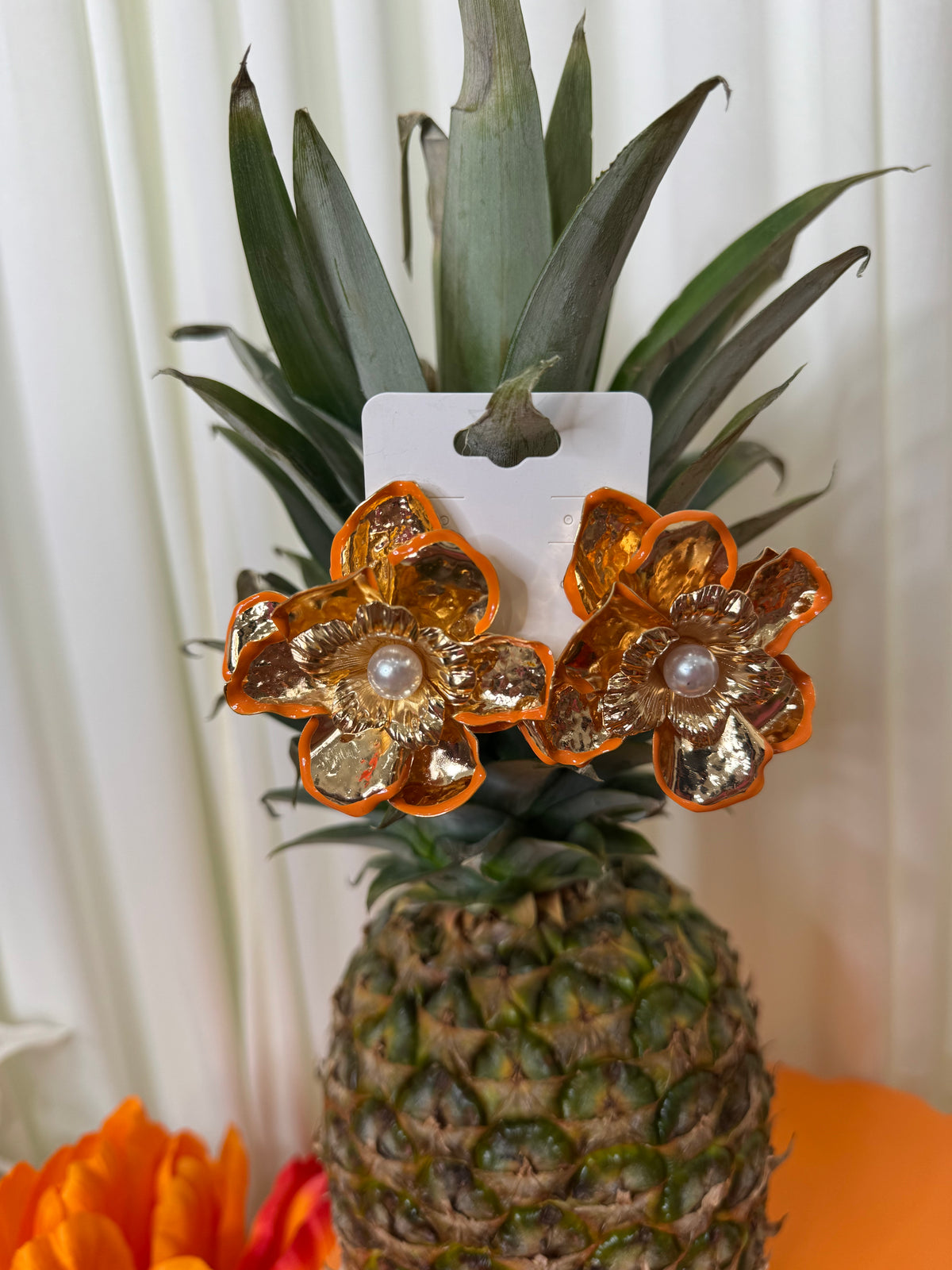 GOLD/ORANGE FLOWER EARRINGS