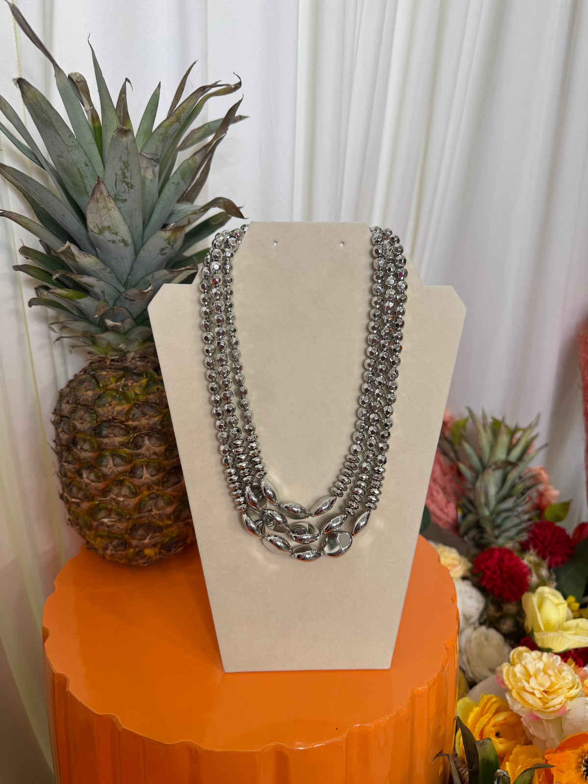 GATUBELA NECKLACE (SILVER)